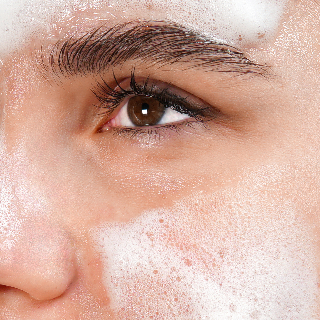 Tea glow exfoliating cleansing foam travel size